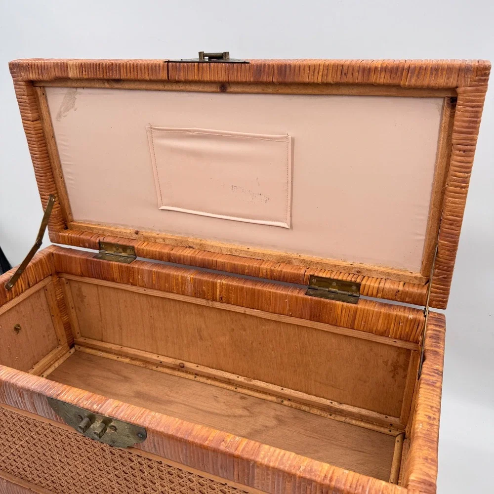 Vintage Chinese Cane & Rattan Storage Trunk Brass Hardware 27